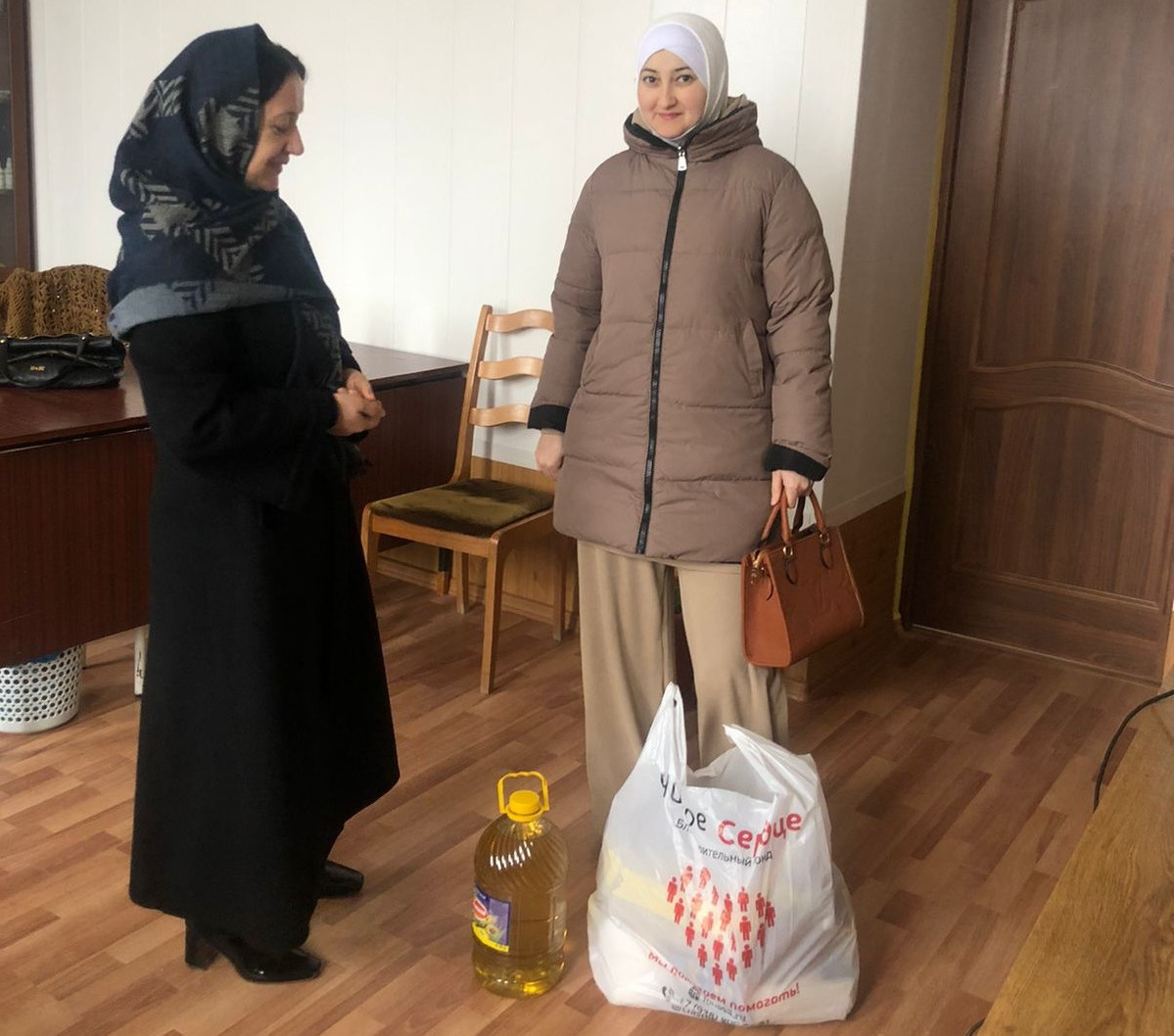 Специалисты Центра оказали материальную помощь семьям участников Специальной военной операции (СВО) на Украине.